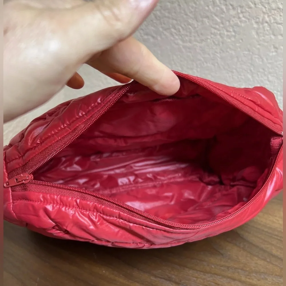 Anorak Cosmetic Organizer‎ Quilted Clutch Travel Bag Lightweight Red Excellent